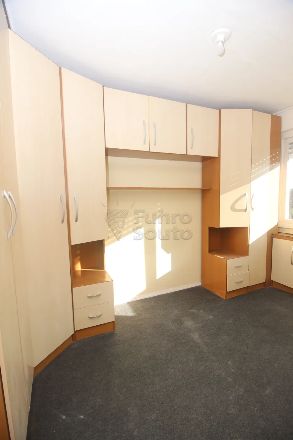 Alugar Apartamento / Padrão em Pelotas R$ 600,00 - Foto 14