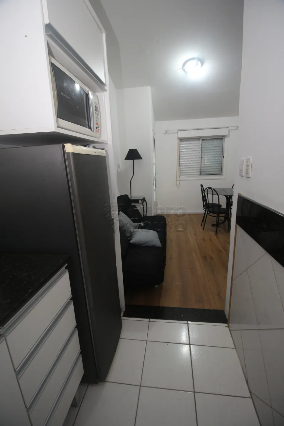 Alugar Apartamento / Padrão em Pelotas R$ 900,00 - Foto 14