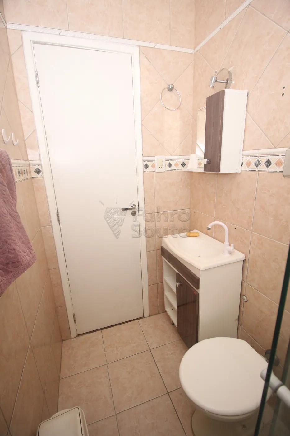 Alugar Apartamento / Padrão em Pelotas R$ 900,00 - Foto 17