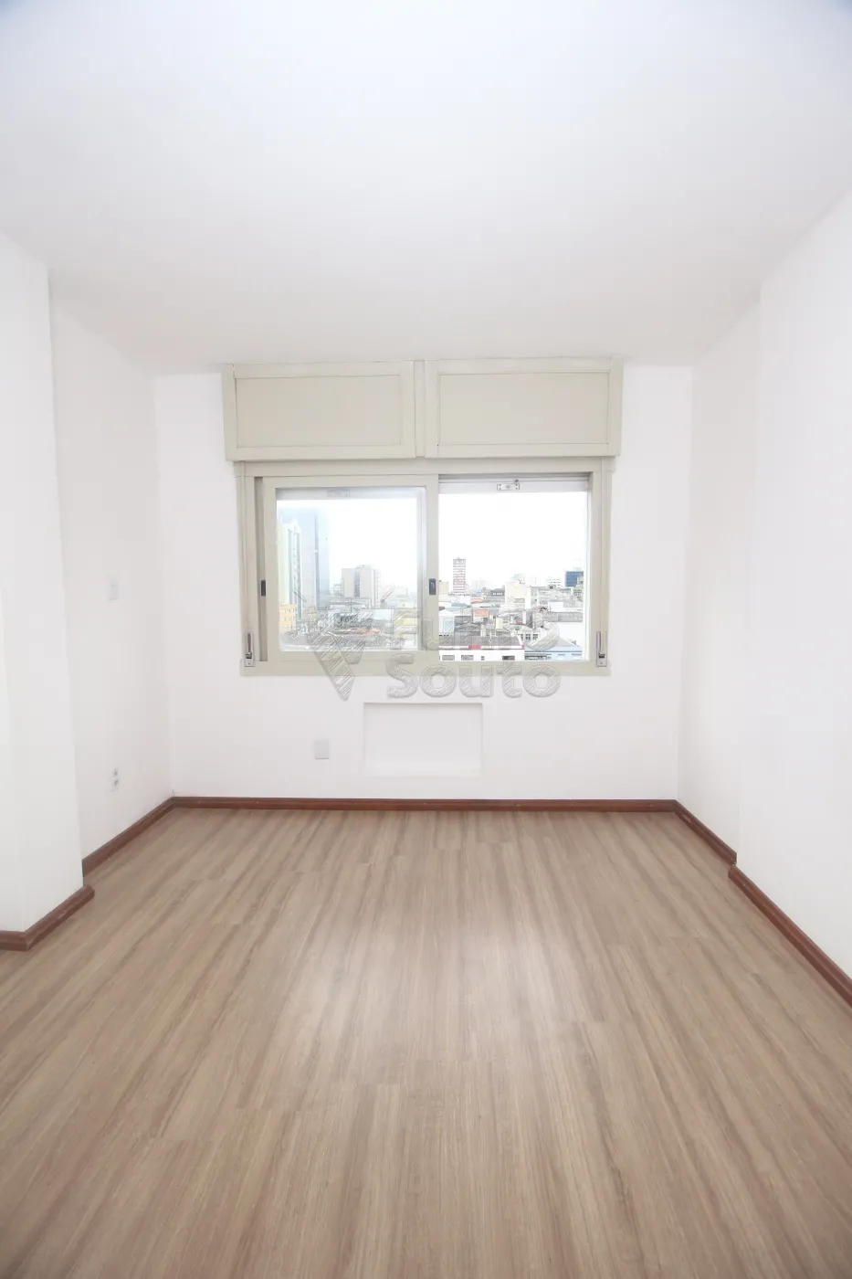 Alugar Apartamento / Padrão em Pelotas R$ 1.600,00 - Foto 13