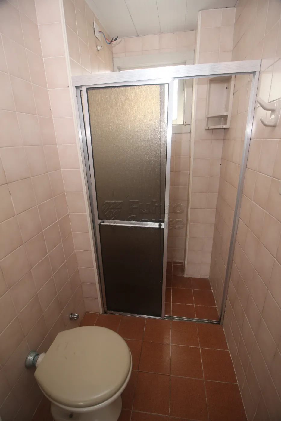 Alugar Apartamento / Padrão em Pelotas R$ 1.600,00 - Foto 18
