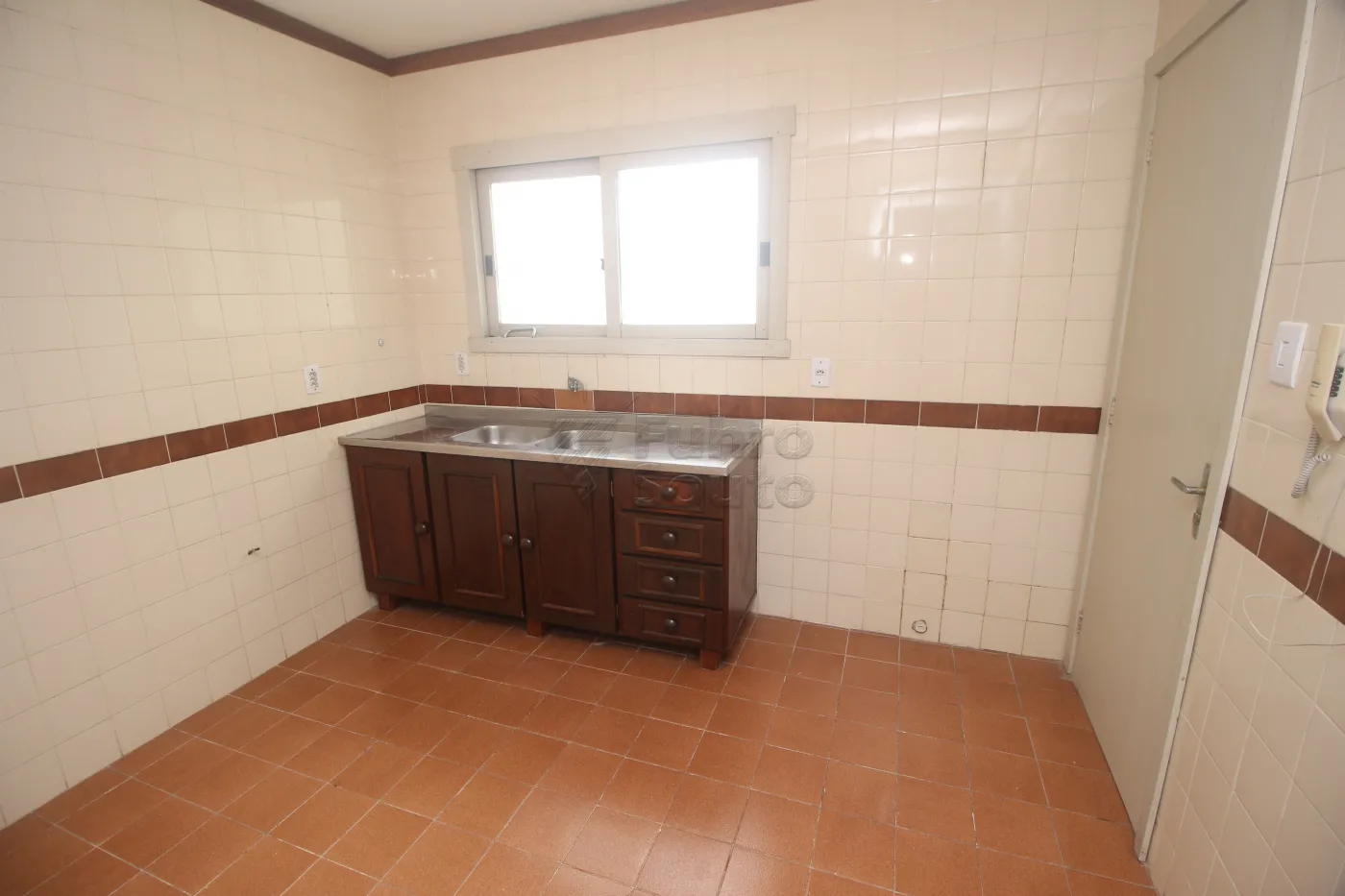 Alugar Apartamento / Padrão em Pelotas R$ 1.600,00 - Foto 29