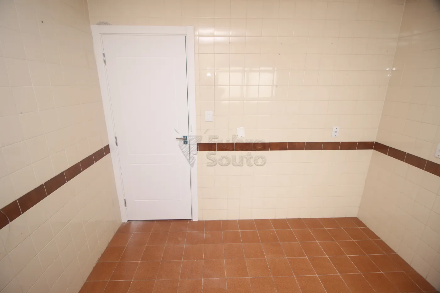 Alugar Apartamento / Padrão em Pelotas R$ 1.600,00 - Foto 33