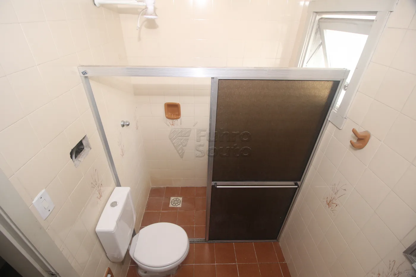 Alugar Apartamento / Padrão em Pelotas R$ 1.600,00 - Foto 36