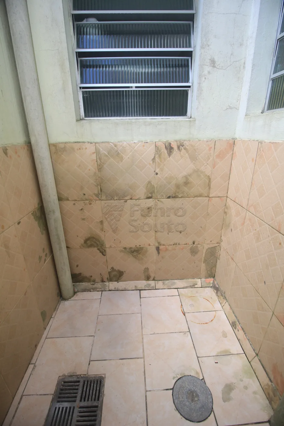 Alugar Apartamento / Fora de Condomínio em Pelotas R$ 950,00 - Foto 16