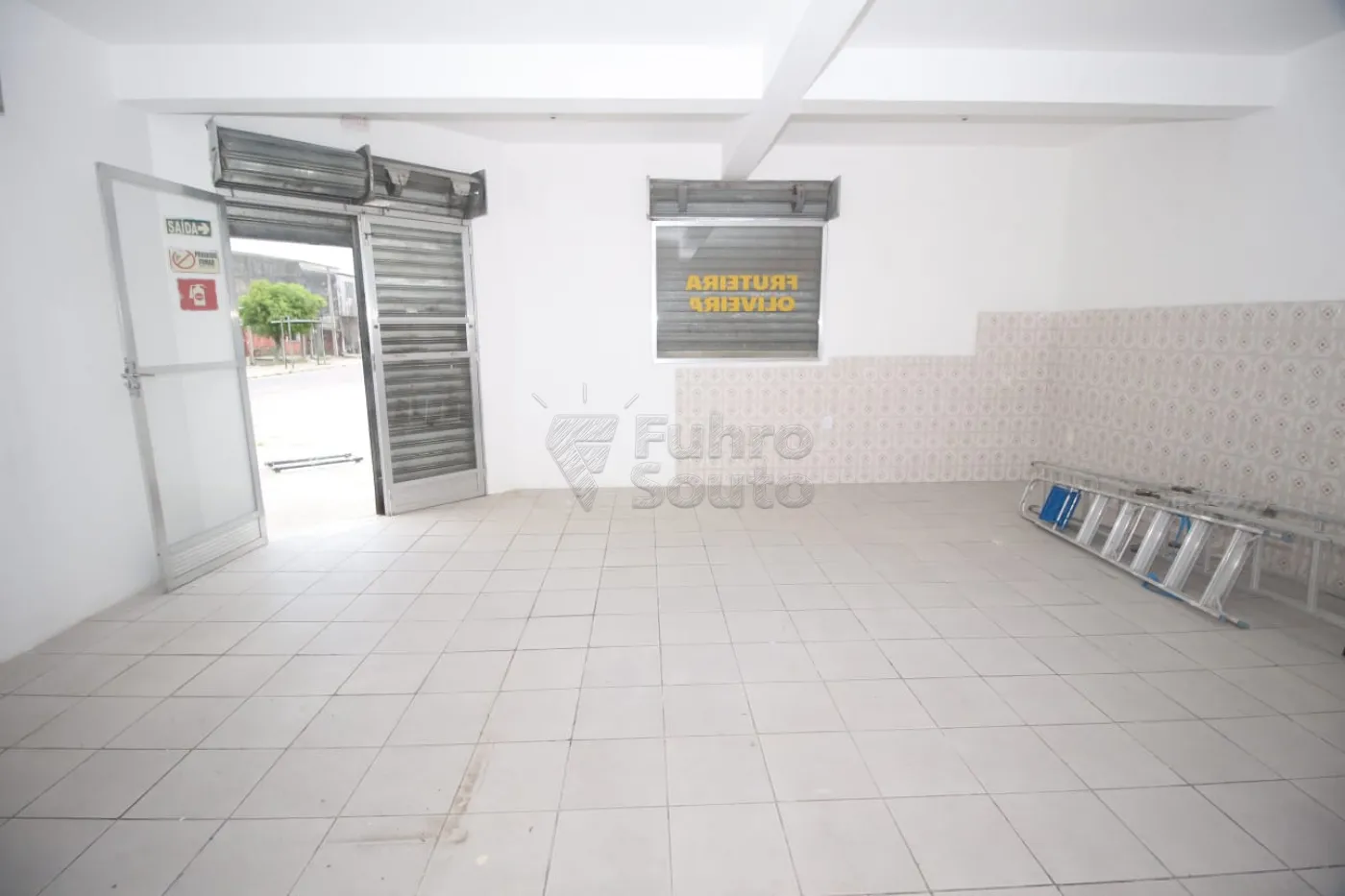 Alugar Comercial / Prédio em Pelotas R$ 1.500,00 - Foto 3