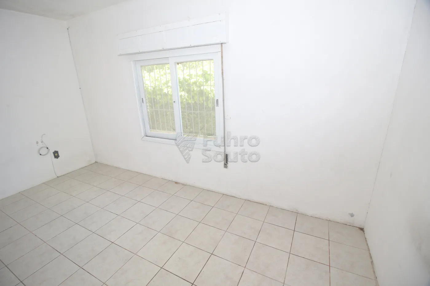 Alugar Apartamento / Fora de Condomínio em Pelotas R$ 850,00 - Foto 10