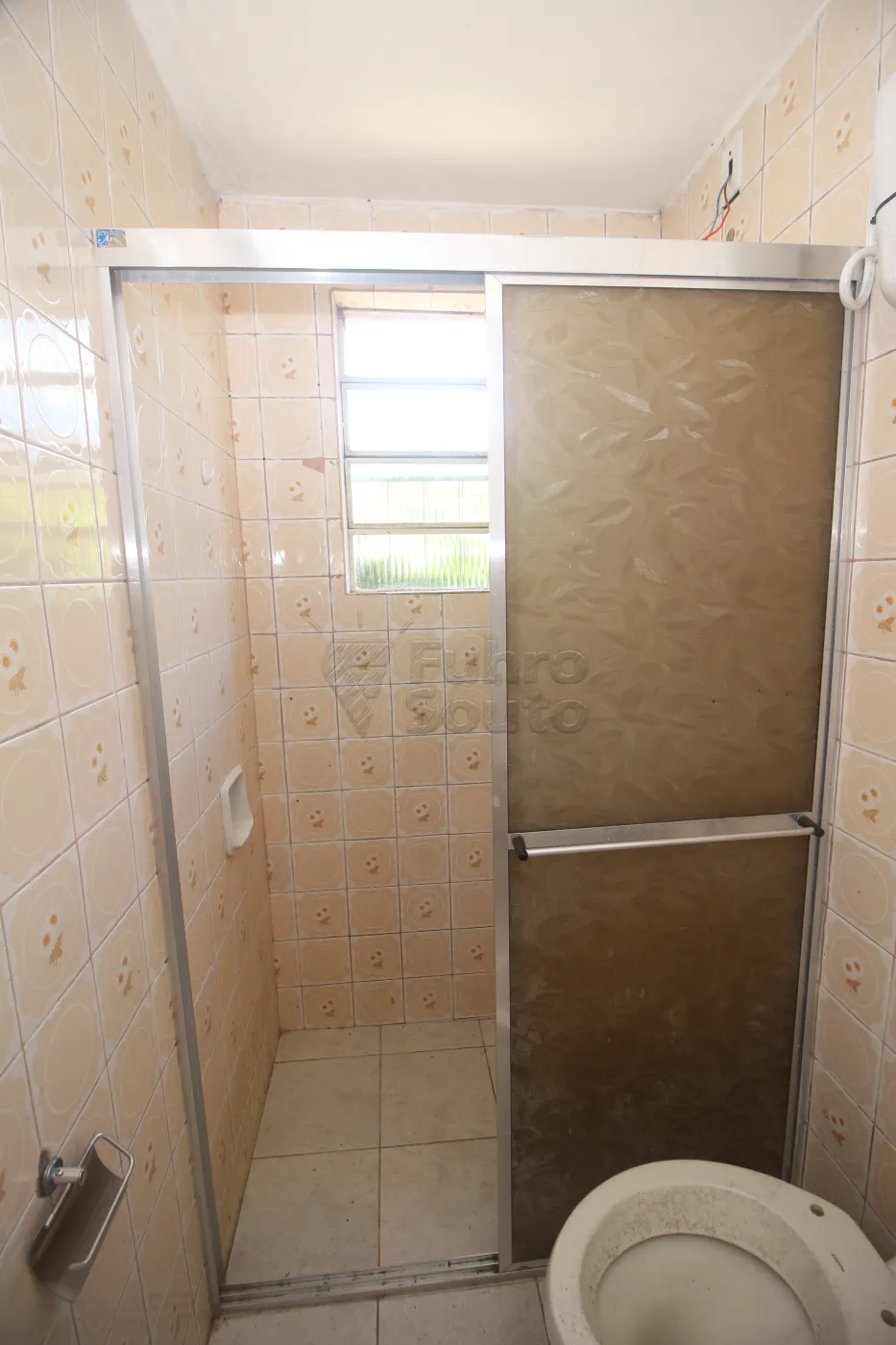 Alugar Apartamento / Fora de Condomínio em Pelotas R$ 850,00 - Foto 26