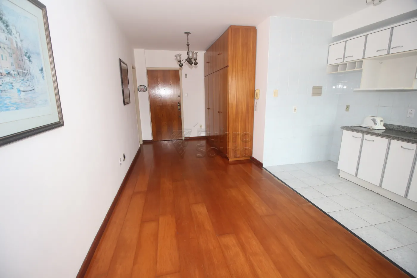 Alugar Apartamento / Kitinete em Pelotas R$ 600,00 - Foto 4