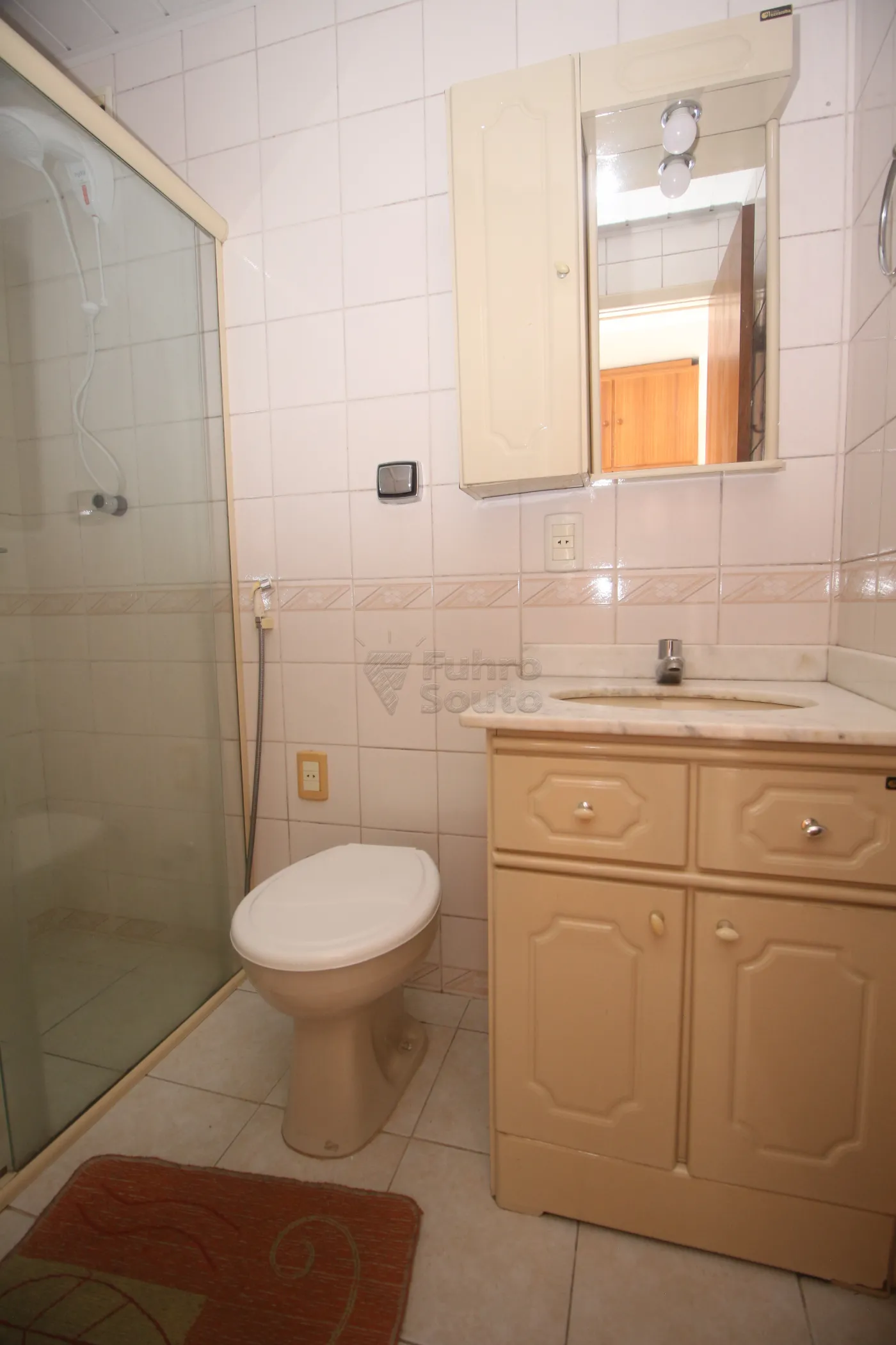 Alugar Apartamento / Kitinete em Pelotas R$ 600,00 - Foto 13