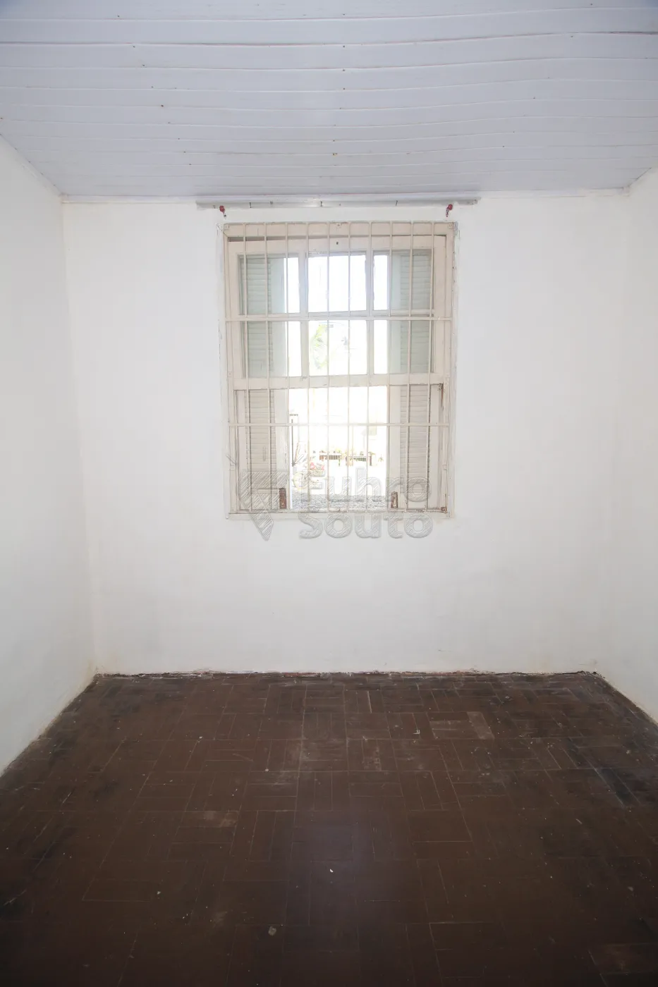 Alugar Casa / Padrão em Pelotas R$ 900,00 - Foto 7
