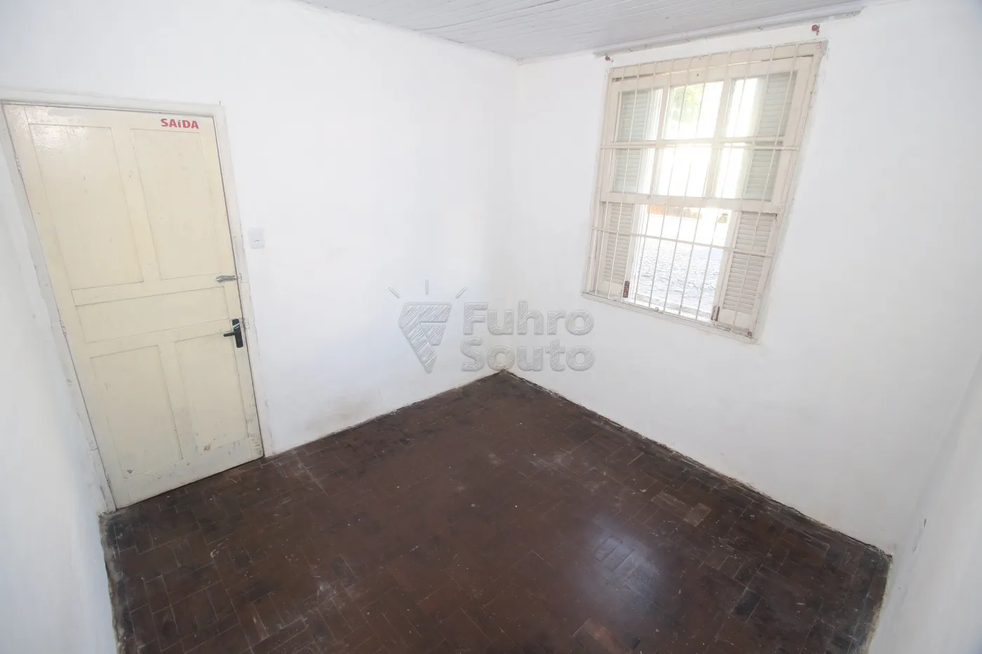 Alugar Casa / Padrão em Pelotas R$ 900,00 - Foto 10