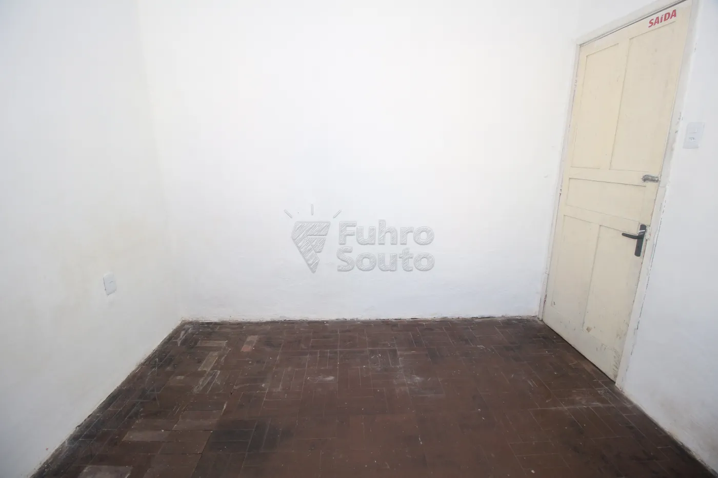 Alugar Casa / Padrão em Pelotas R$ 900,00 - Foto 12