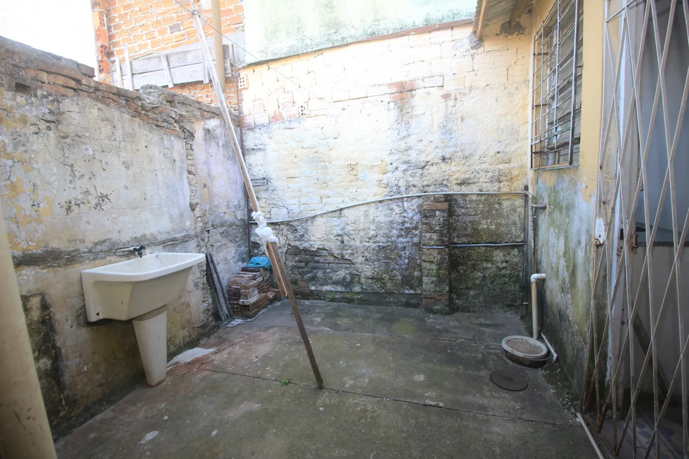 Alugar Casa / Padrão em Pelotas R$ 900,00 - Foto 29
