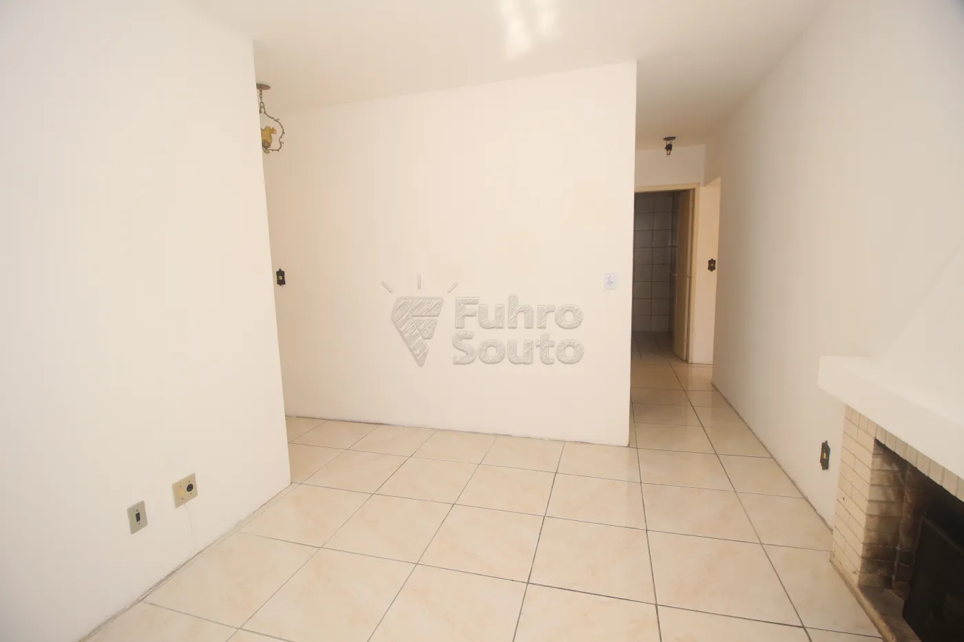 Alugar Apartamento / Padrão em Pelotas R$ 1.000,00 - Foto 4