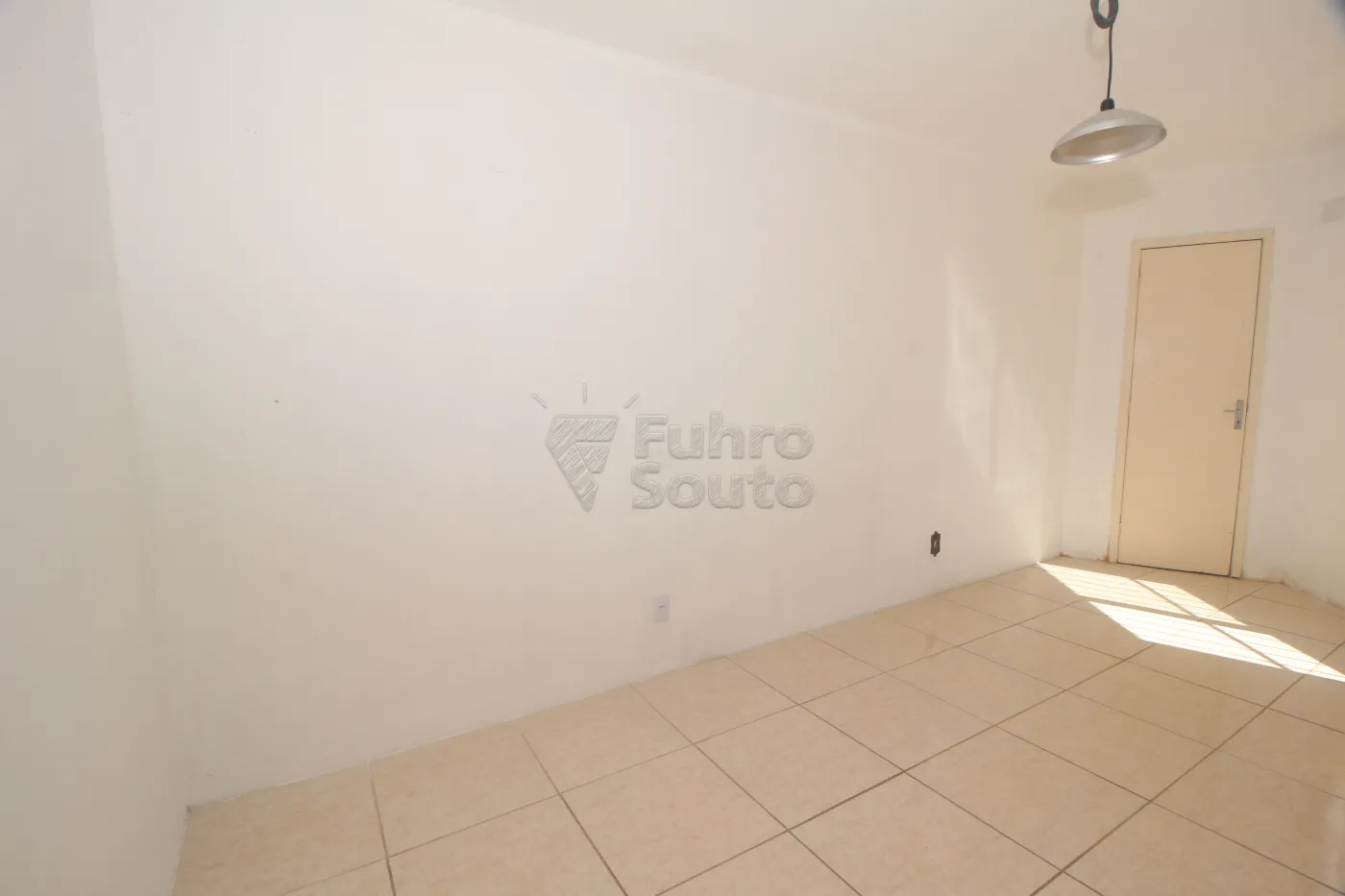 Alugar Apartamento / Padrão em Pelotas R$ 1.000,00 - Foto 13