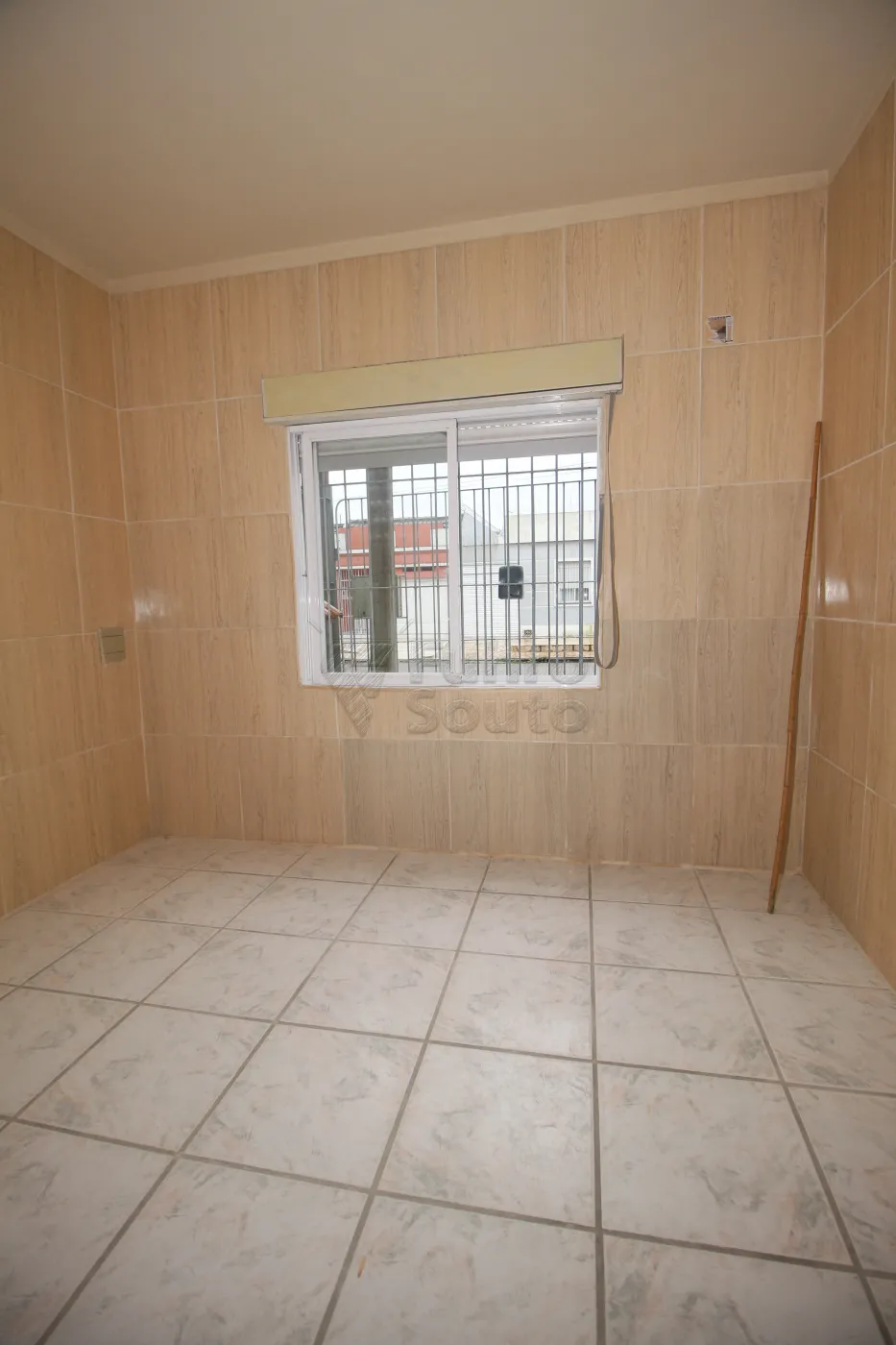 Alugar Casa / Padrão em Pelotas R$ 750,00 - Foto 7