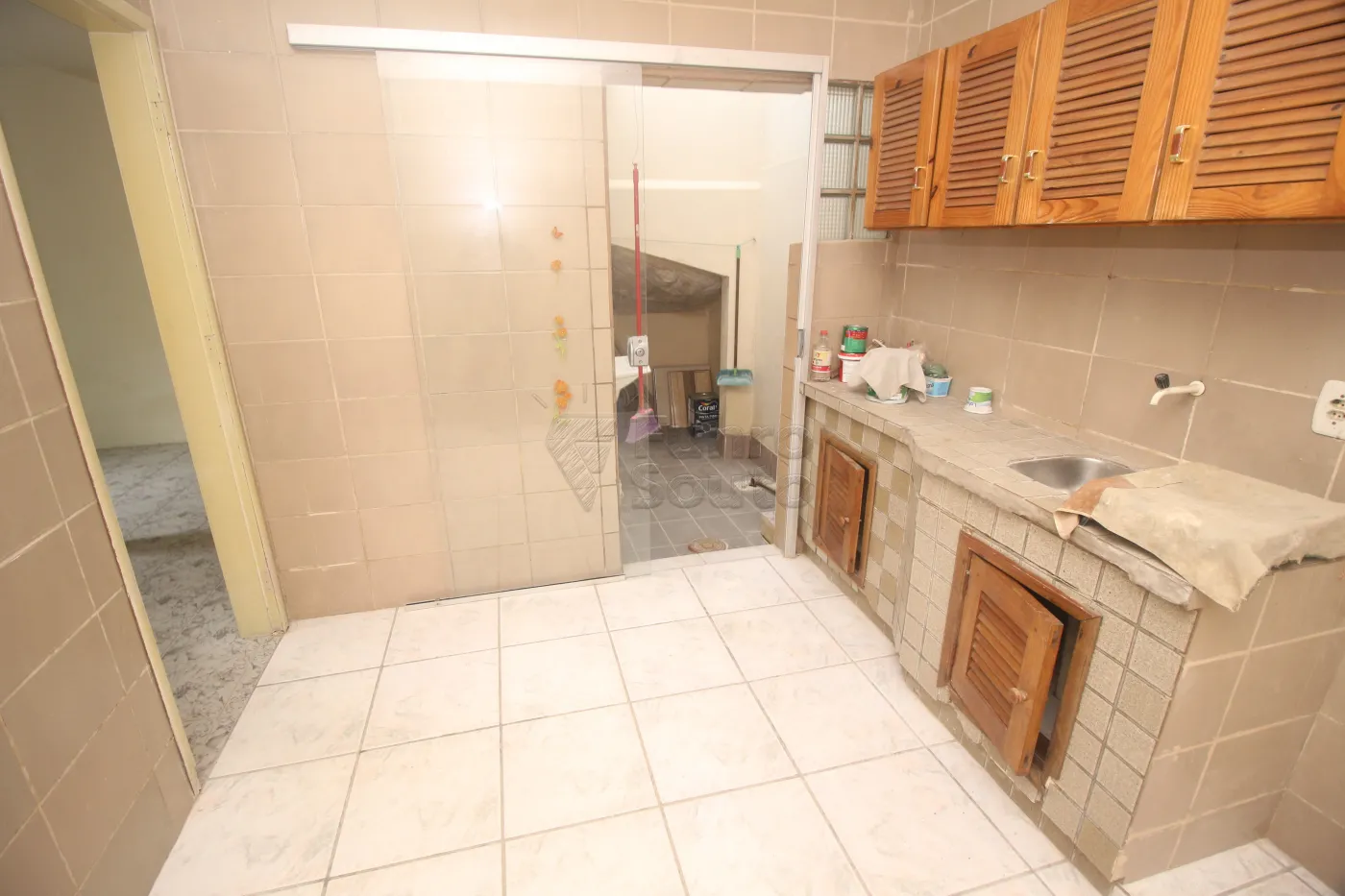 Alugar Casa / Padrão em Pelotas R$ 750,00 - Foto 14