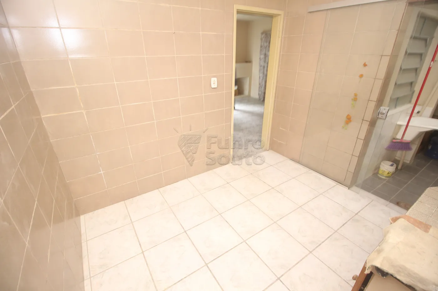 Alugar Casa / Padrão em Pelotas R$ 750,00 - Foto 15