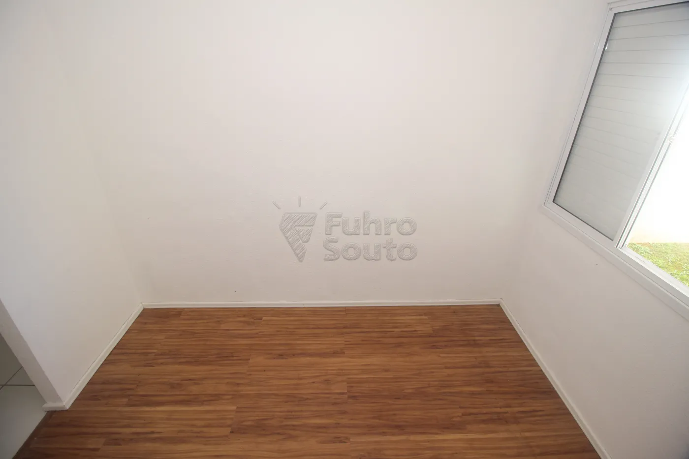 Alugar Casa / Condomínio em Pelotas R$ 1.200,00 - Foto 20