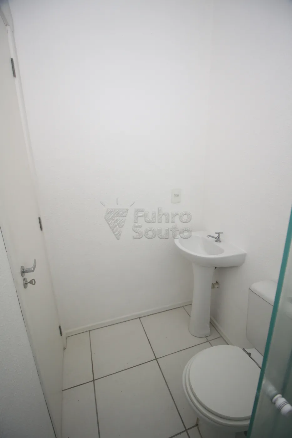 Alugar Casa / Condomínio em Pelotas R$ 1.200,00 - Foto 23