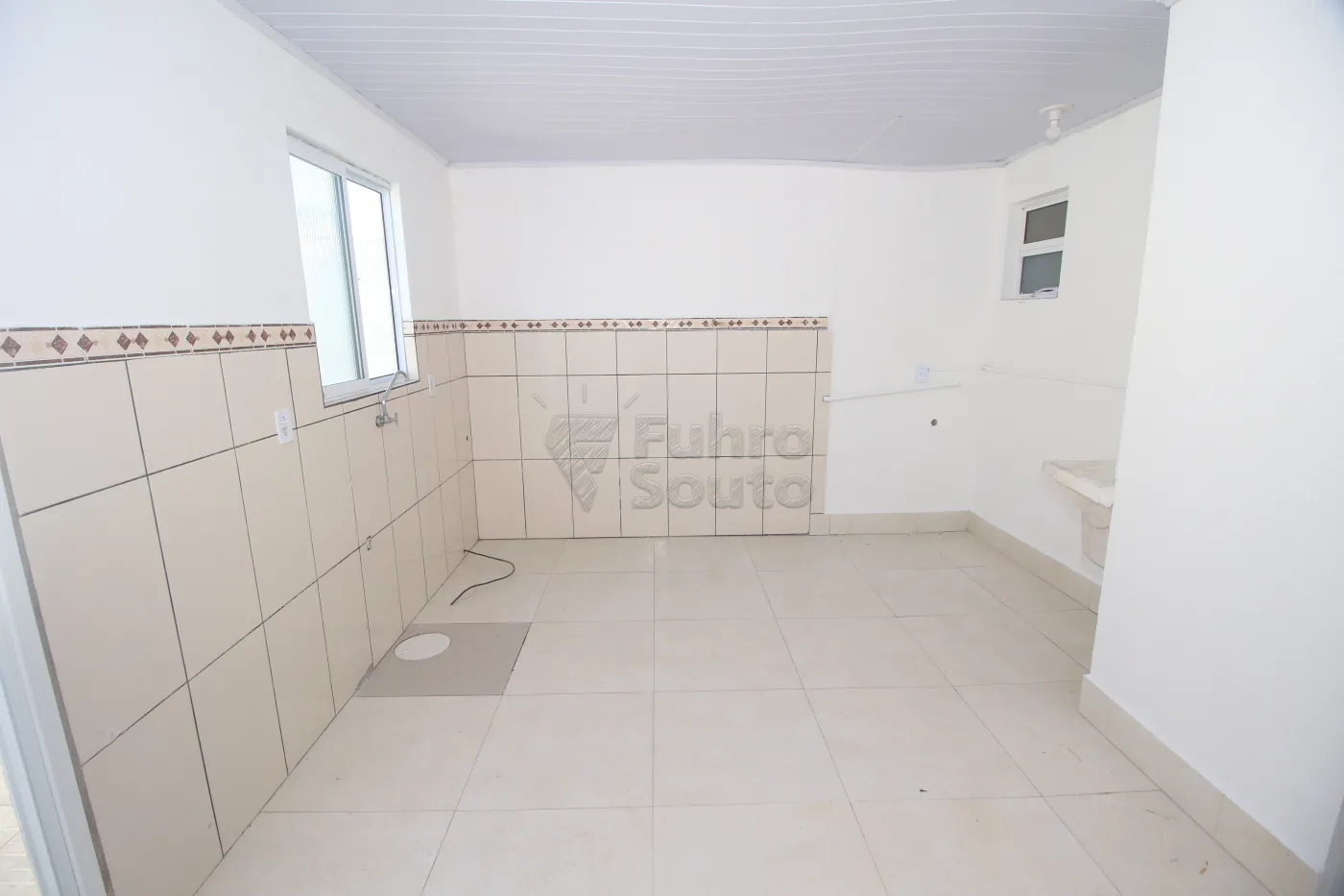 Alugar Casa / Condomínio em Pelotas R$ 1.200,00 - Foto 25
