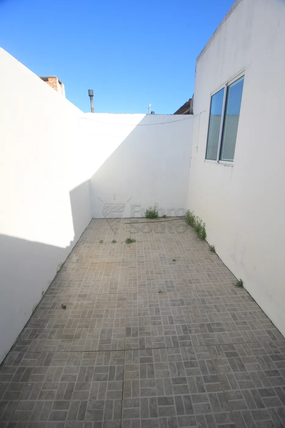 Alugar Casa / Condomínio em Pelotas R$ 1.200,00 - Foto 29