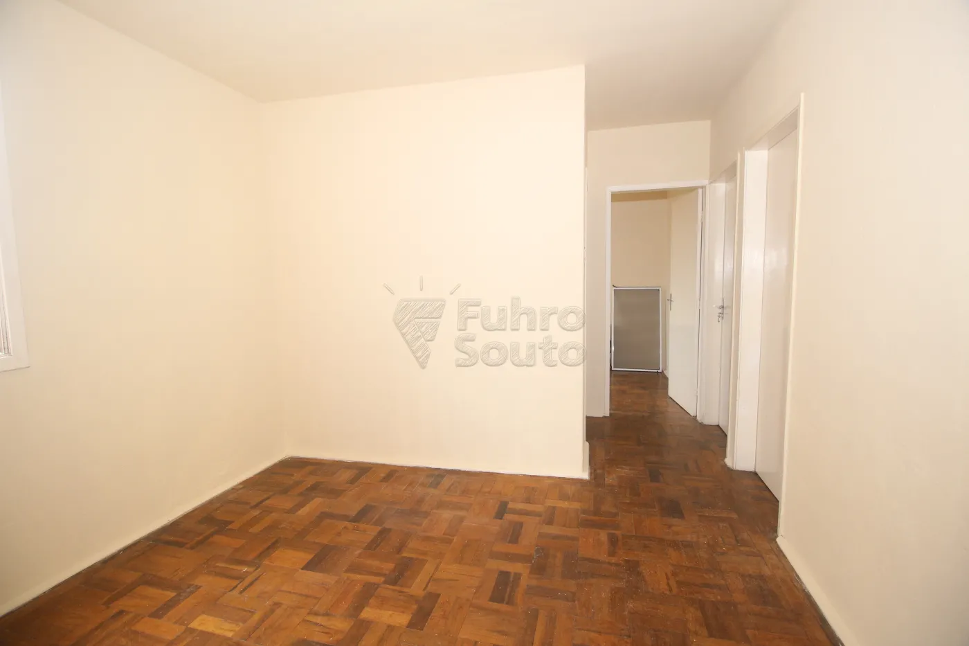 Alugar Apartamento / Padrão em Pelotas R$ 1.010,00 - Foto 3