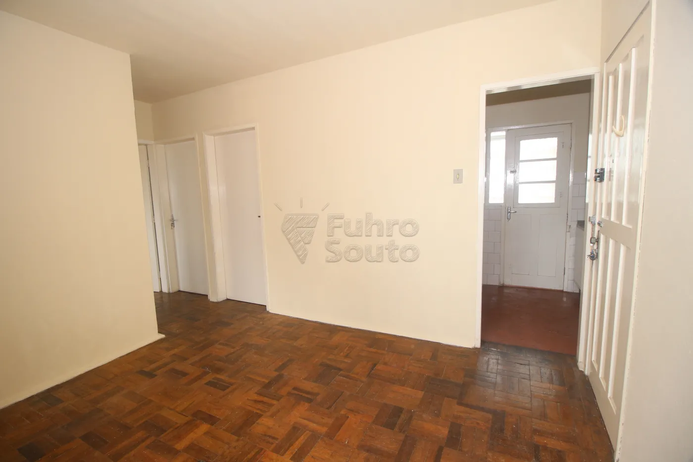 Alugar Apartamento / Padrão em Pelotas R$ 1.010,00 - Foto 5