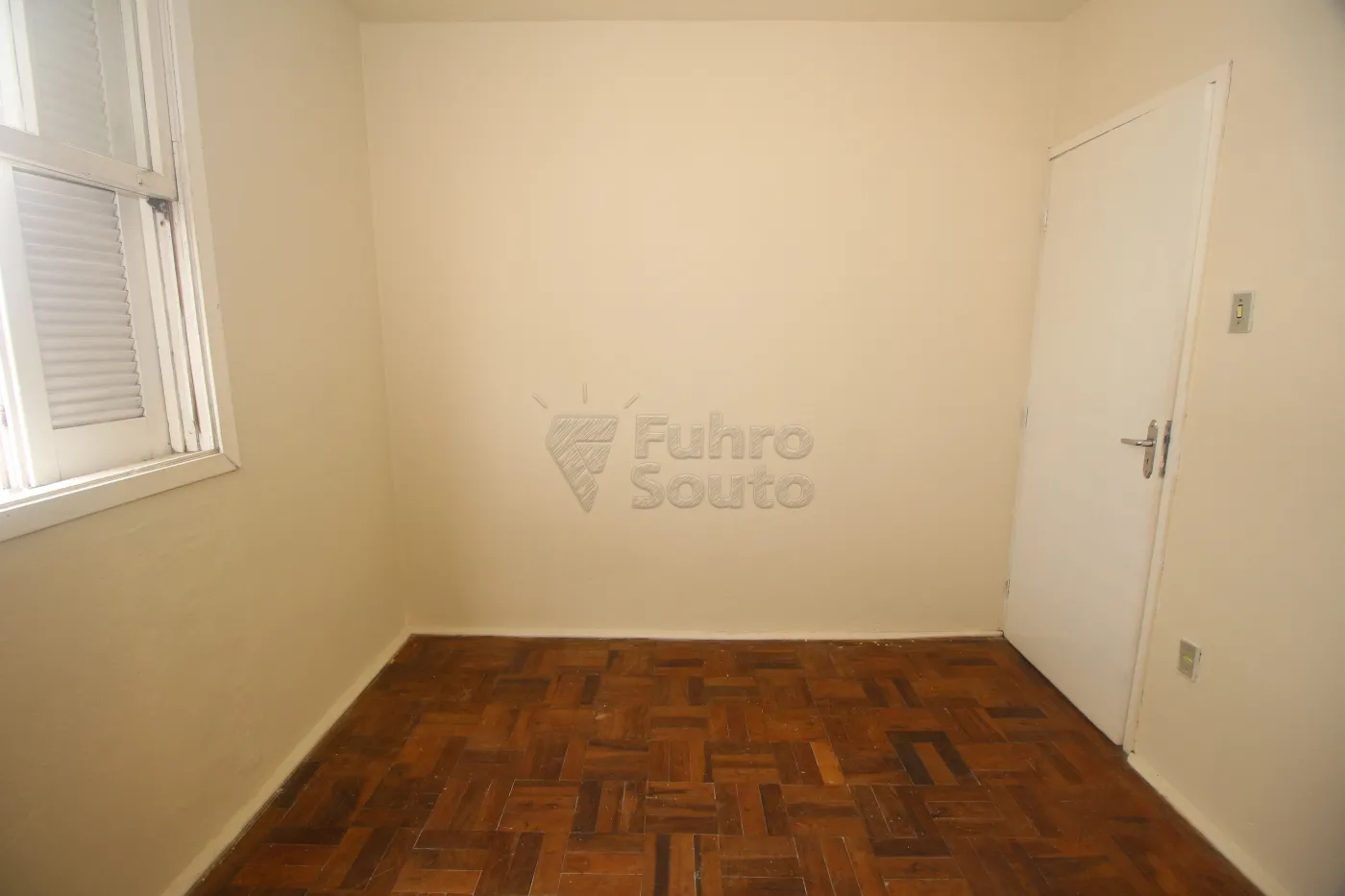 Alugar Apartamento / Padrão em Pelotas R$ 1.010,00 - Foto 16