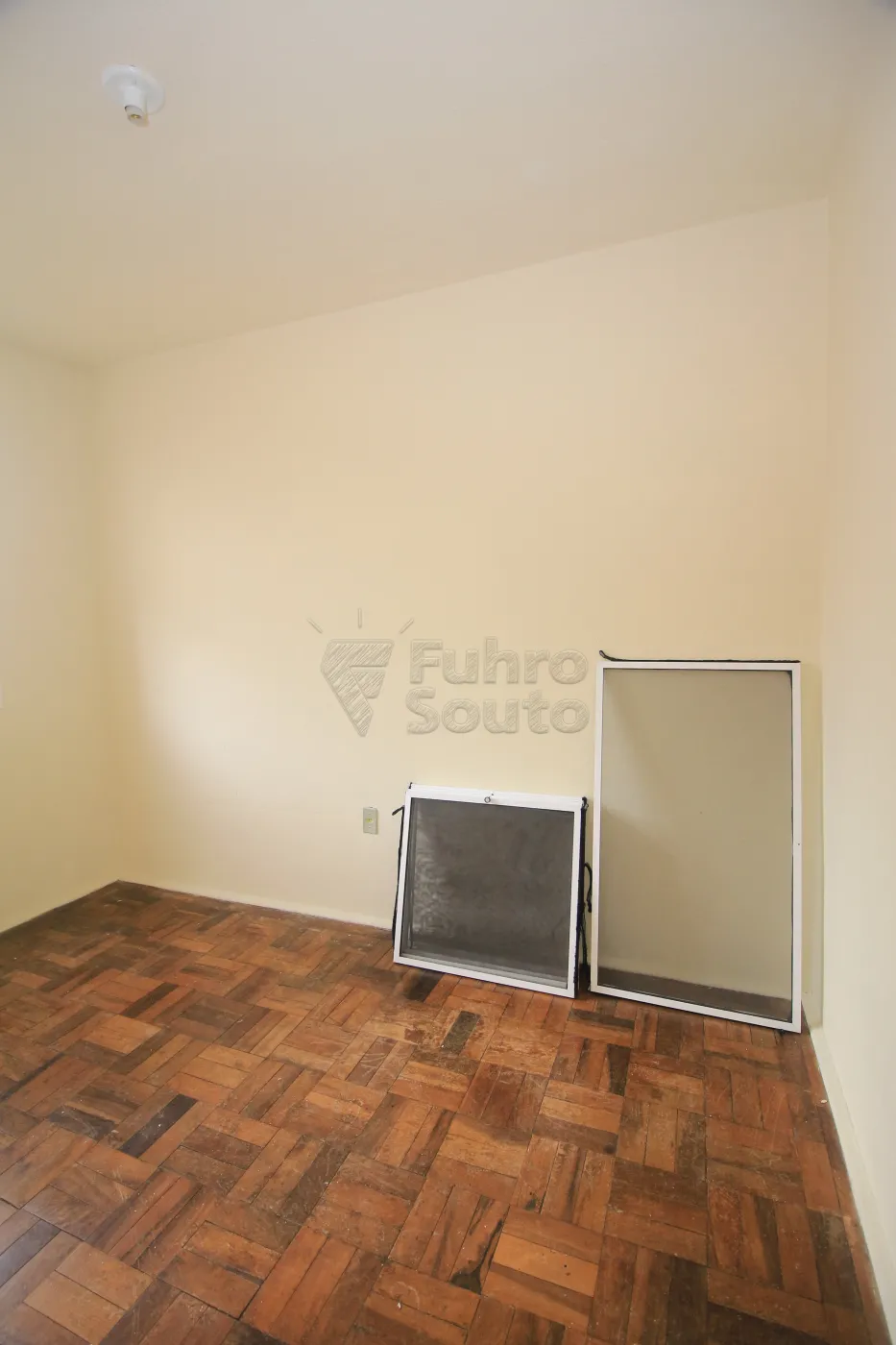 Alugar Apartamento / Padrão em Pelotas R$ 1.010,00 - Foto 20
