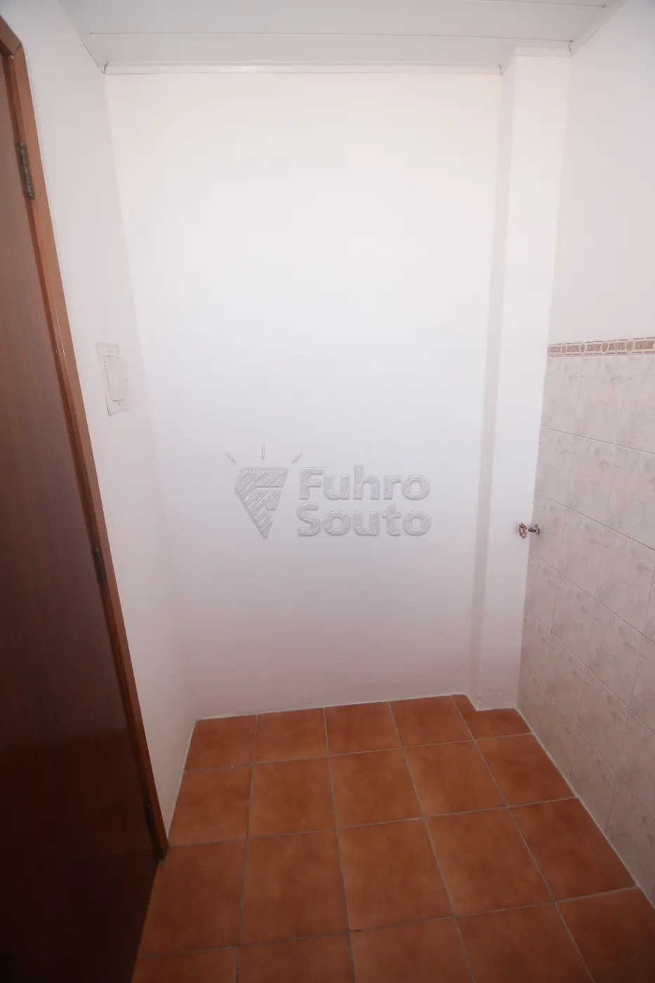 Alugar Apartamento / Padrão em Pelotas R$ 850,00 - Foto 11