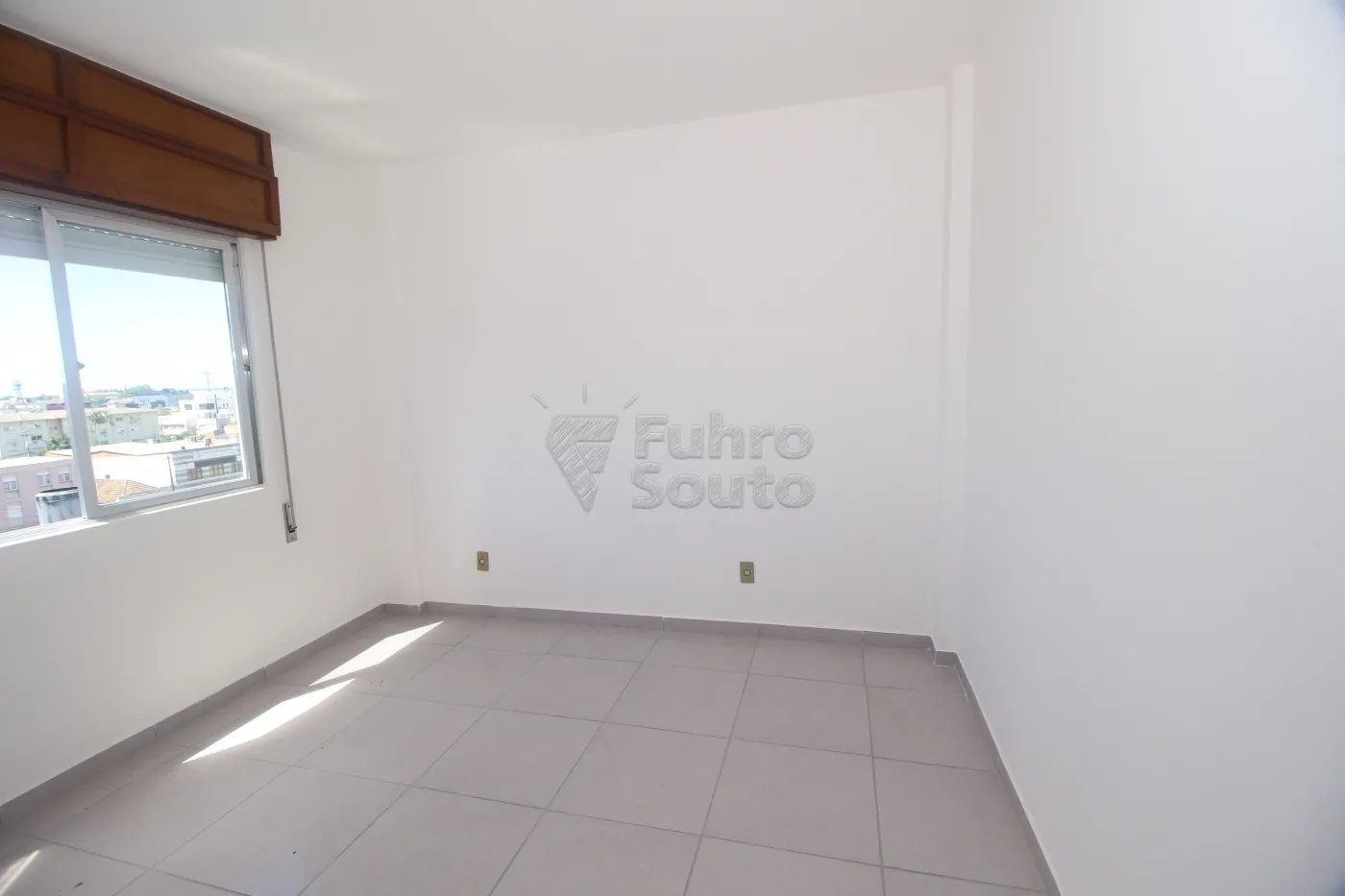 Alugar Apartamento / Padrão em Pelotas R$ 850,00 - Foto 15