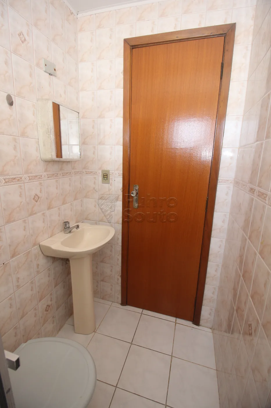 Alugar Apartamento / Padrão em Pelotas R$ 850,00 - Foto 21