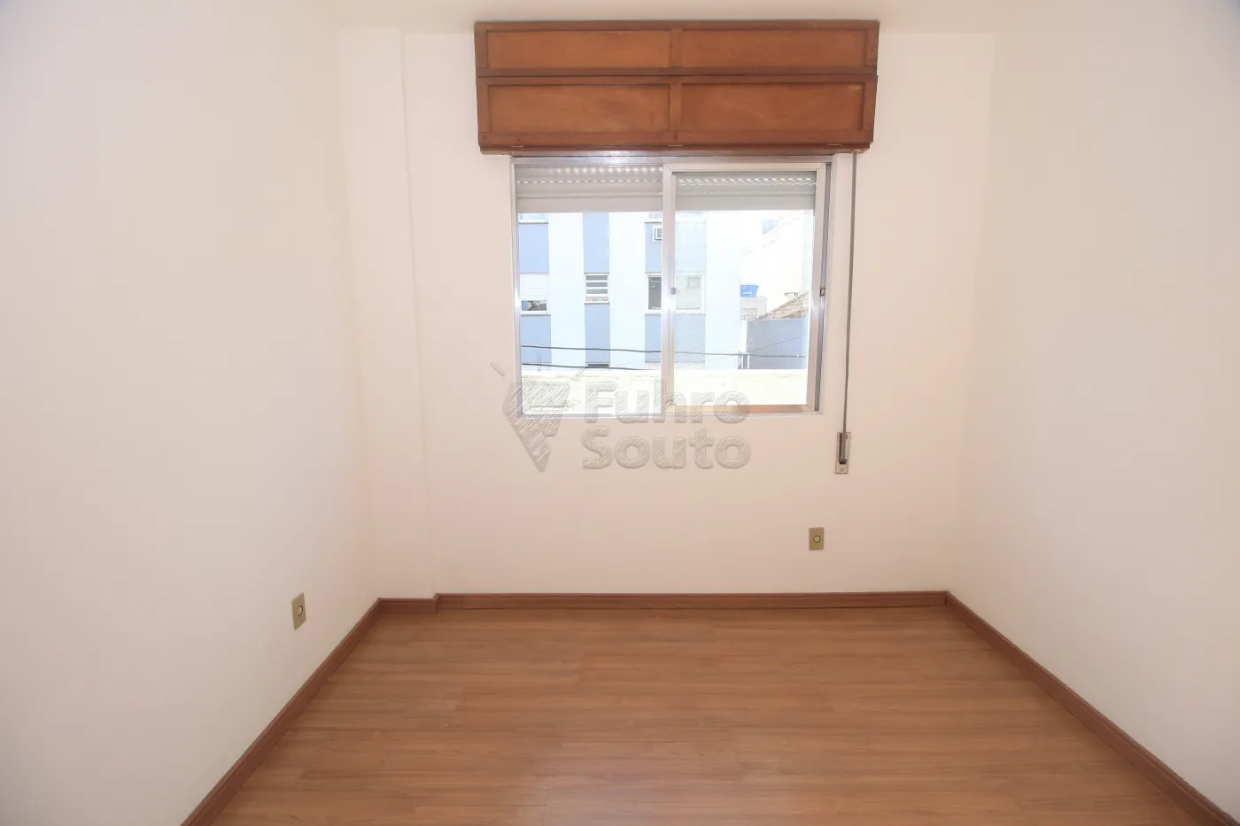 Alugar Apartamento / Padrão em Pelotas R$ 950,00 - Foto 6