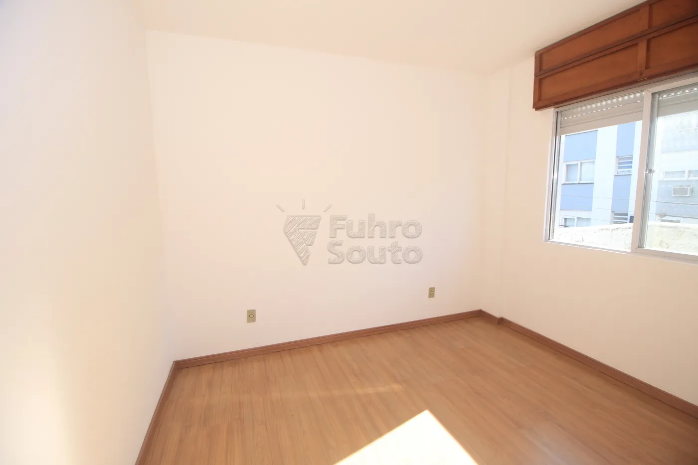 Alugar Apartamento / Padrão em Pelotas R$ 950,00 - Foto 8