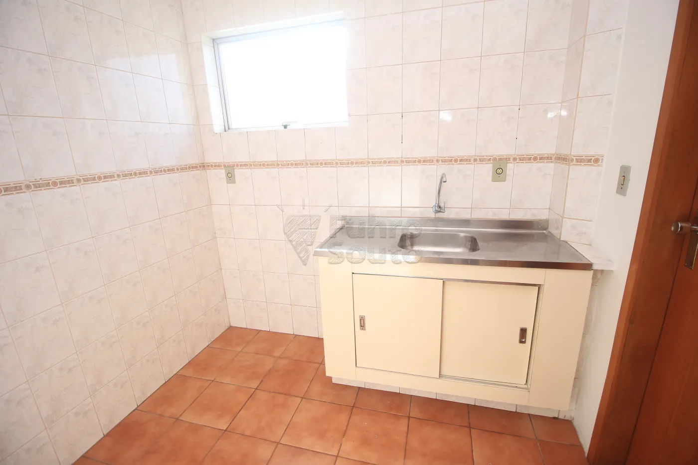 Alugar Apartamento / Padrão em Pelotas R$ 950,00 - Foto 12