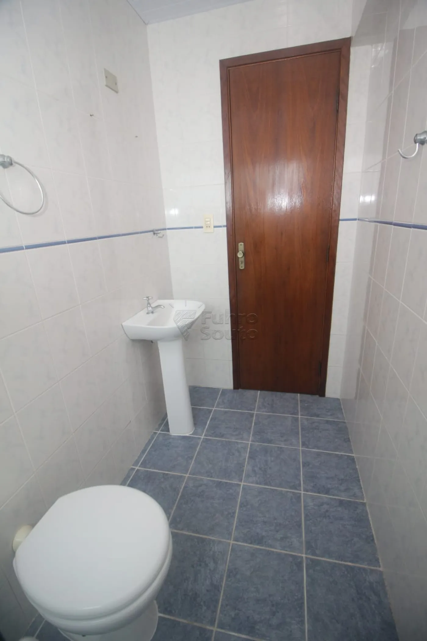 Alugar Apartamento / Padrão em Pelotas R$ 1.150,00 - Foto 19
