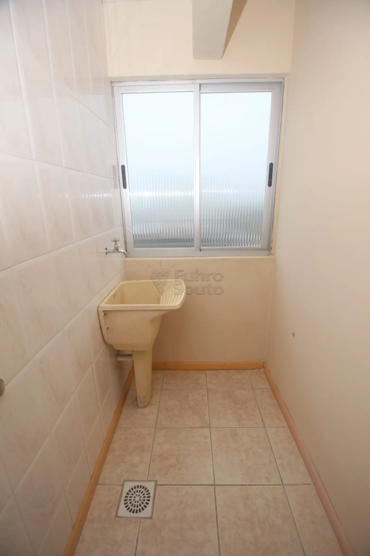 Alugar Apartamento / Padrão em Pelotas R$ 1.150,00 - Foto 22