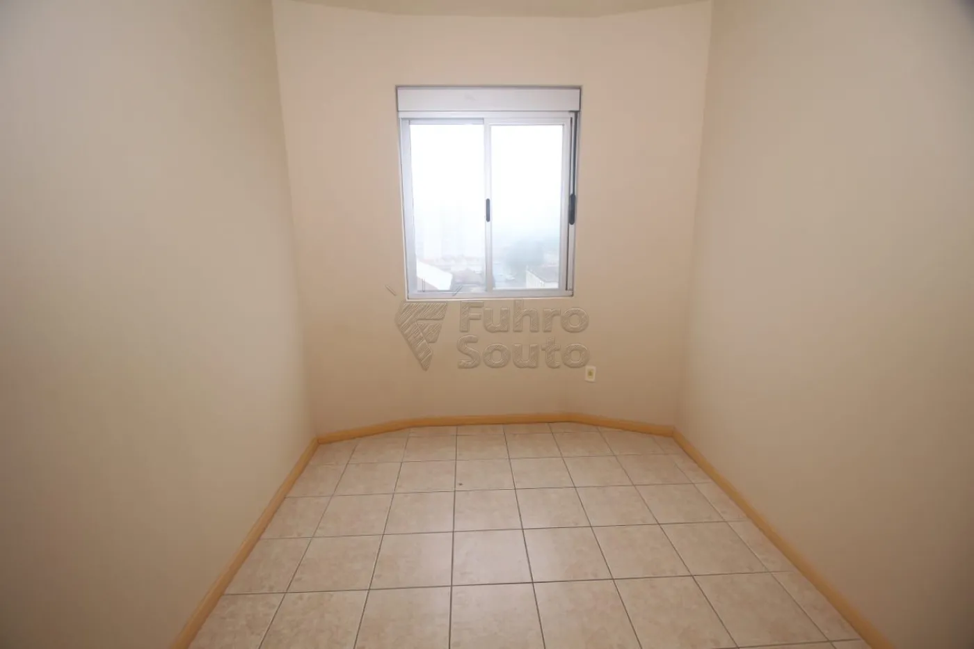 Alugar Apartamento / Padrão em Pelotas R$ 1.150,00 - Foto 13