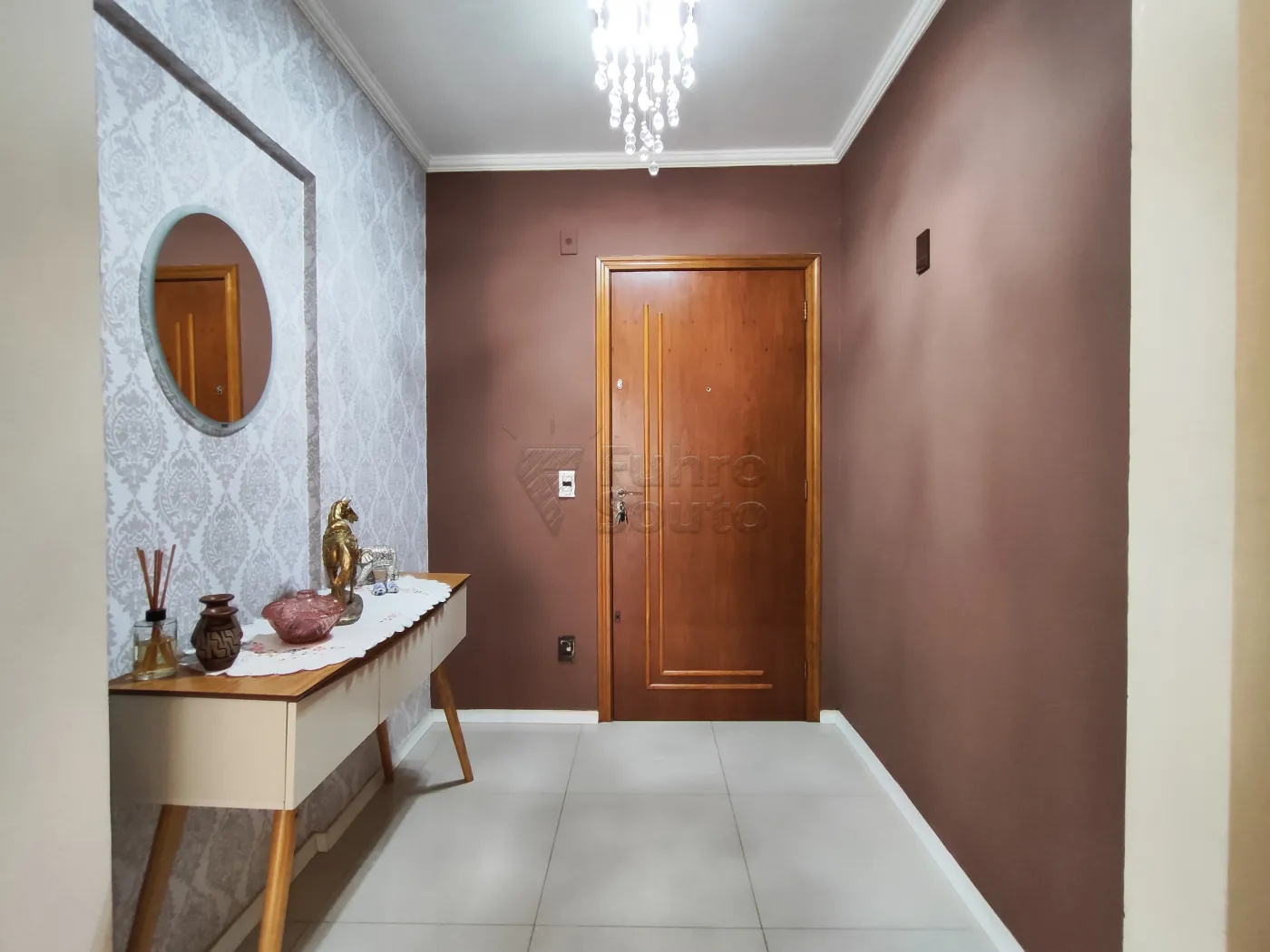 Alugar Apartamento / Padrão em Pelotas R$ 1.600,00 - Foto 5
