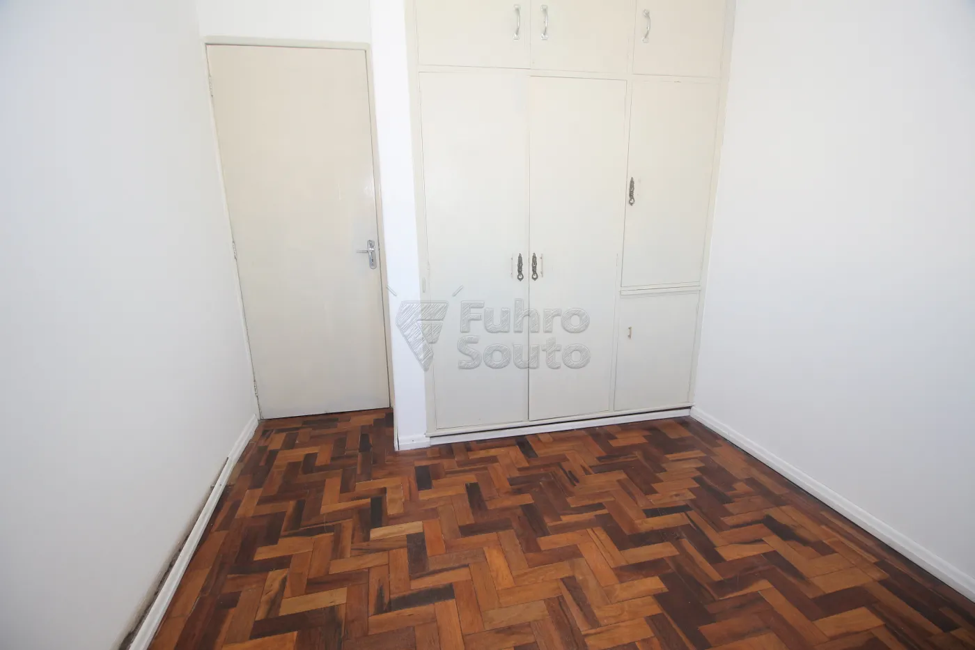 Alugar Apartamento / Padrão em Pelotas R$ 1.100,00 - Foto 10
