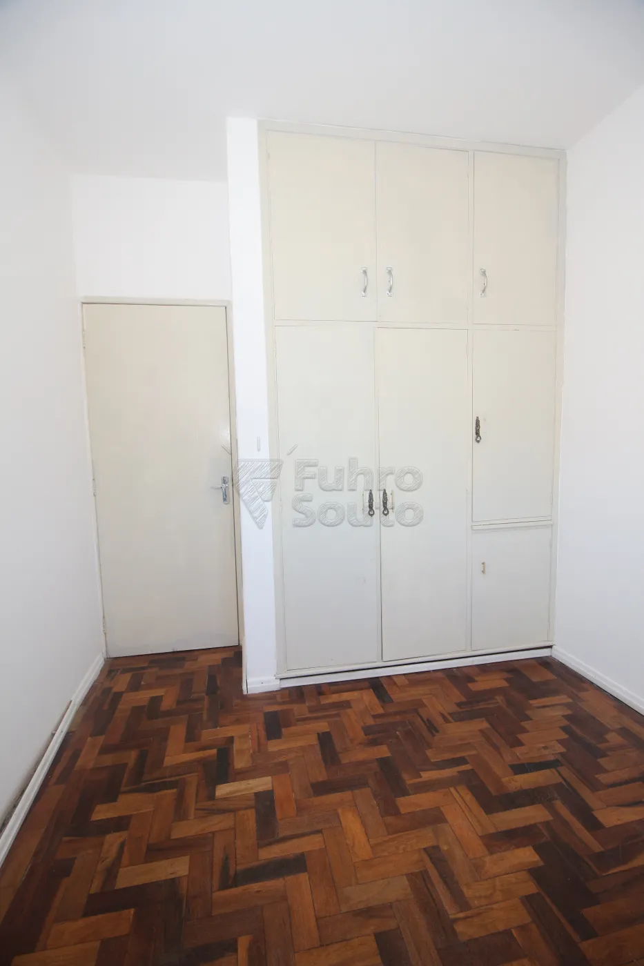 Alugar Apartamento / Padrão em Pelotas R$ 1.100,00 - Foto 11
