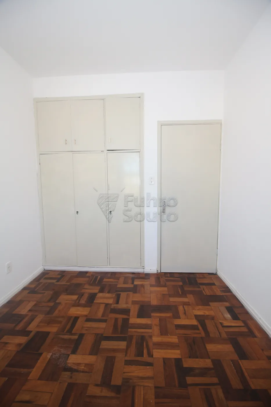 Alugar Apartamento / Padrão em Pelotas R$ 1.100,00 - Foto 18