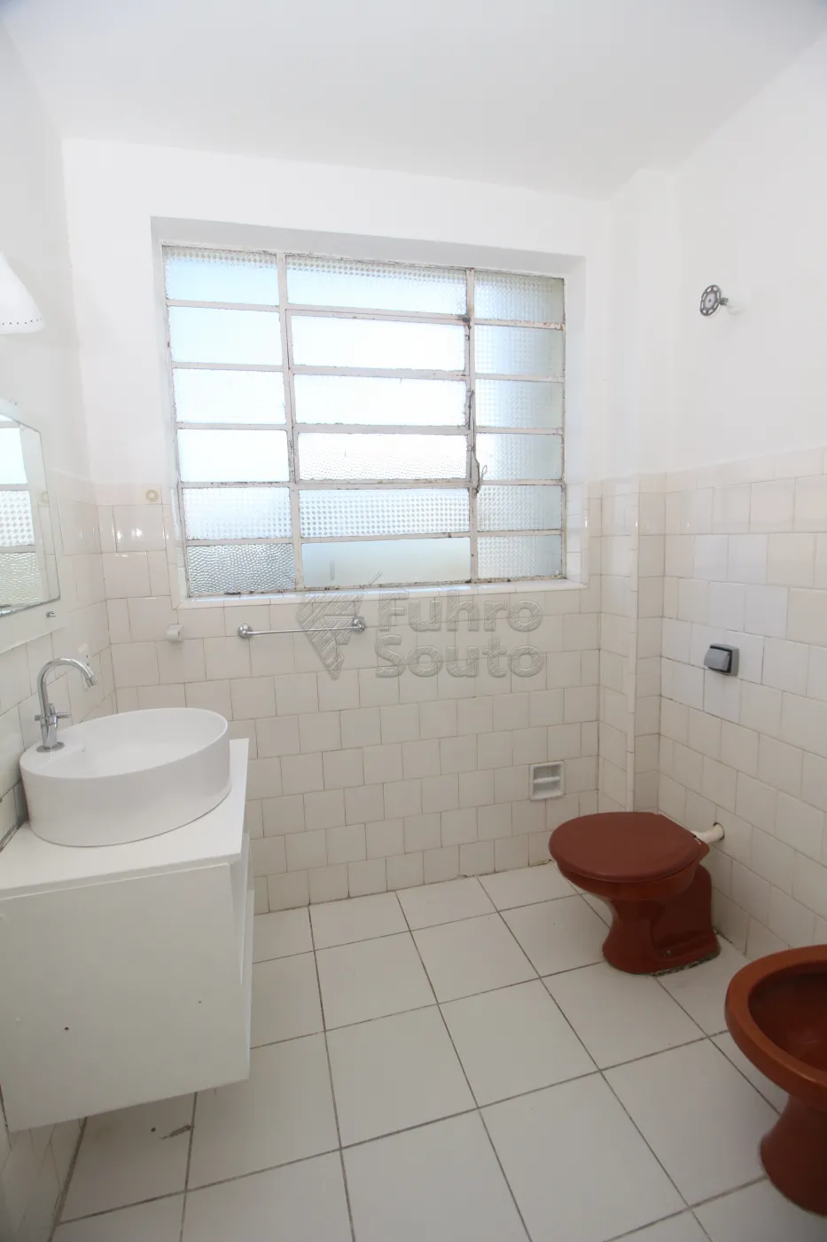 Alugar Apartamento / Padrão em Pelotas R$ 1.100,00 - Foto 27