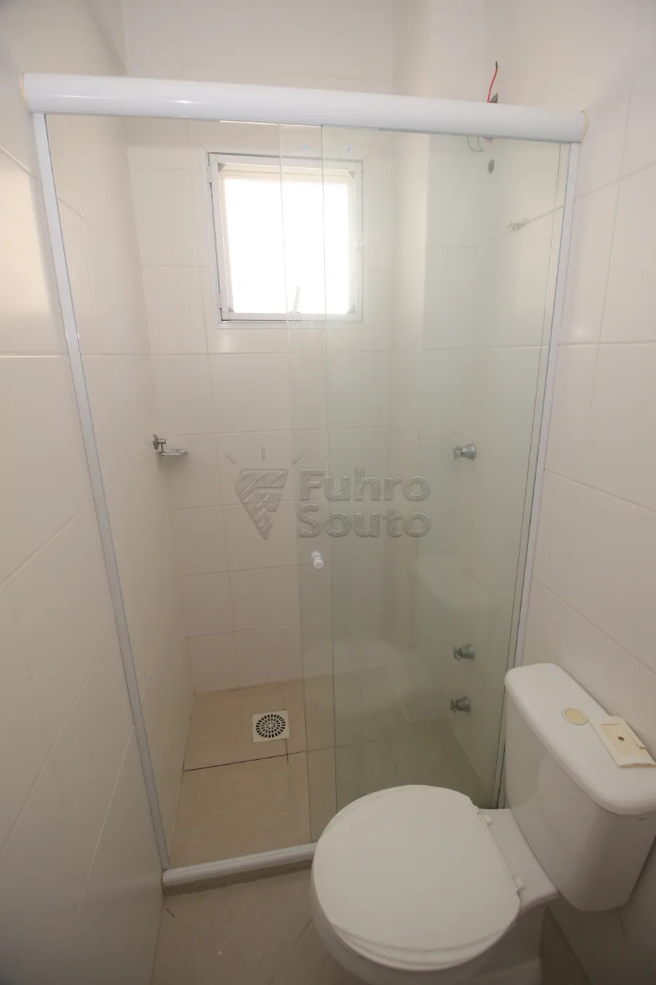 Alugar Apartamento / Padrão em Pelotas R$ 950,00 - Foto 17