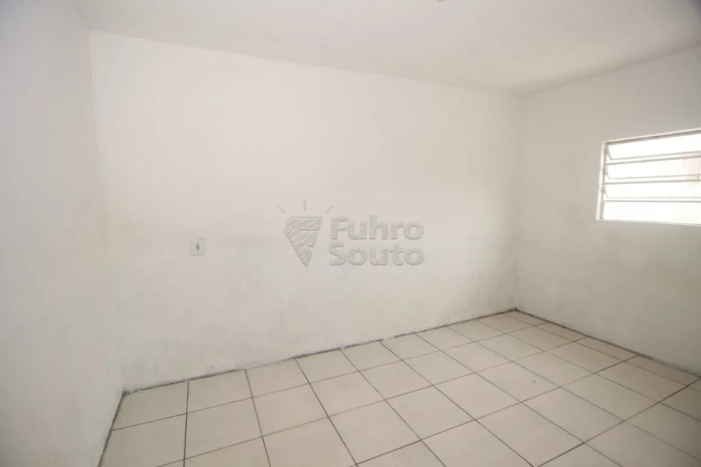 Alugar Casa / Padrão em Pelotas R$ 900,00 - Foto 21