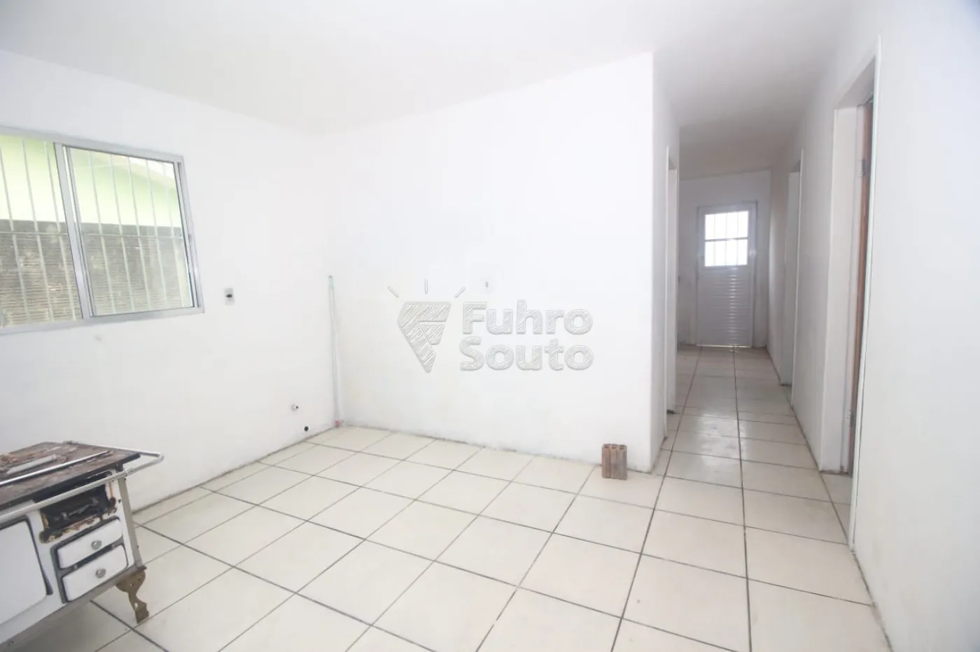 Alugar Casa / Padrão em Pelotas R$ 900,00 - Foto 12