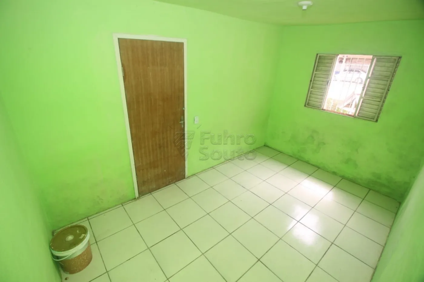Alugar Casa / Padrão em Pelotas R$ 900,00 - Foto 8