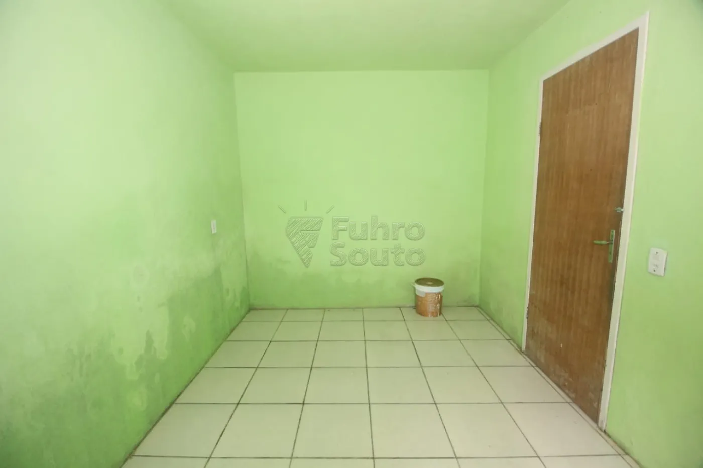 Alugar Casa / Padrão em Pelotas R$ 900,00 - Foto 7
